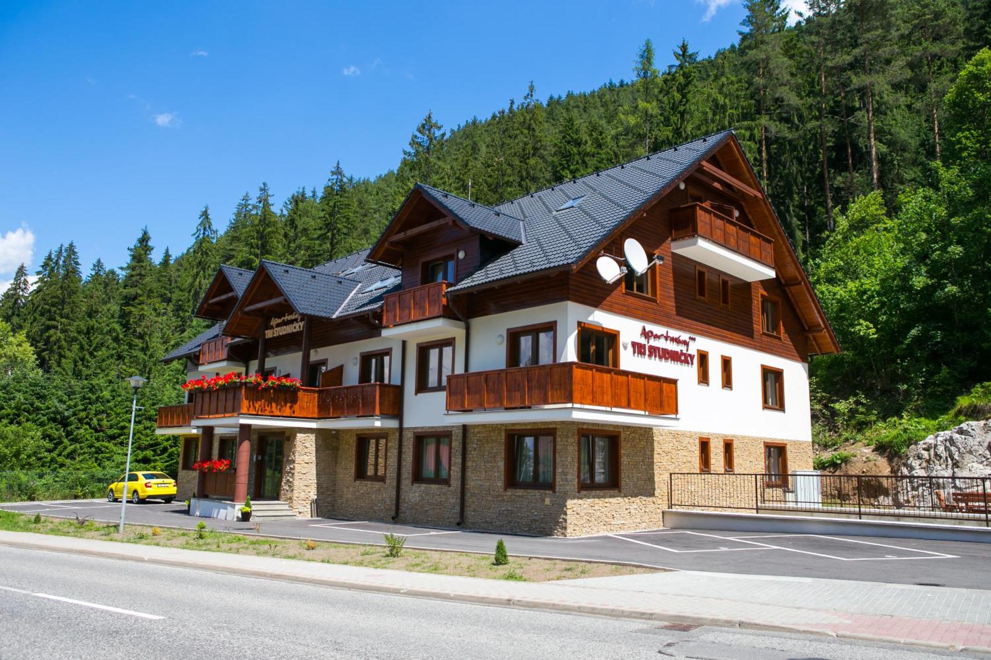 Apartmany Tri Studnicky Demanovska Dolina Exterior photo